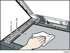 原稿ガラス、読み取りガラスのイラスト　説明番号つき